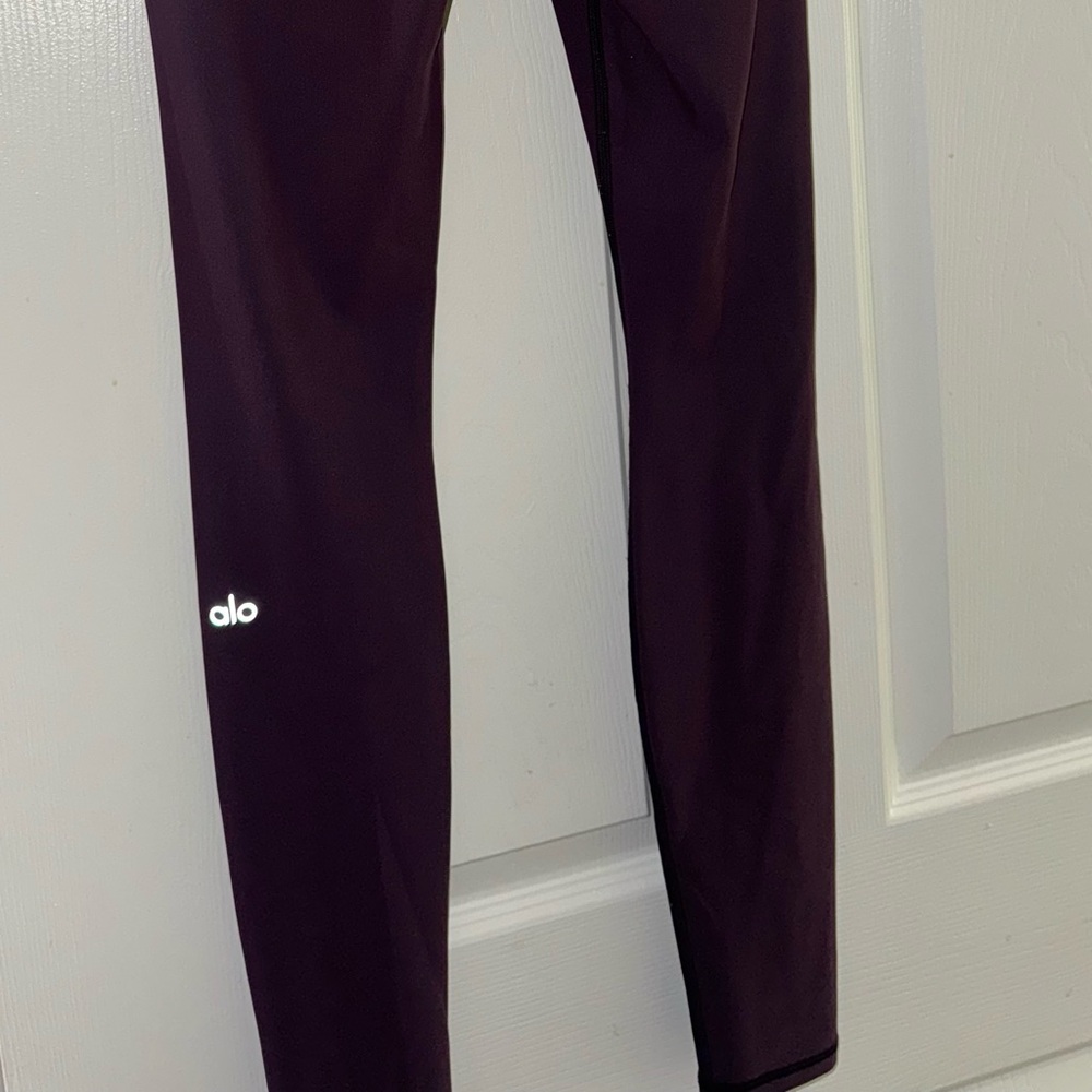 ALO Yoga High Waist Ripped Warrior Leggings